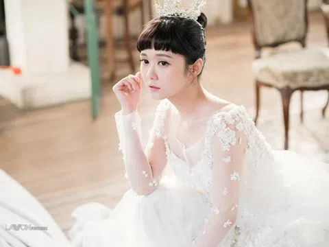 Ở tuổi 37, Jang Nara trẻ trung như “Cô dâu 15 tuổi” khi diện váy cưới